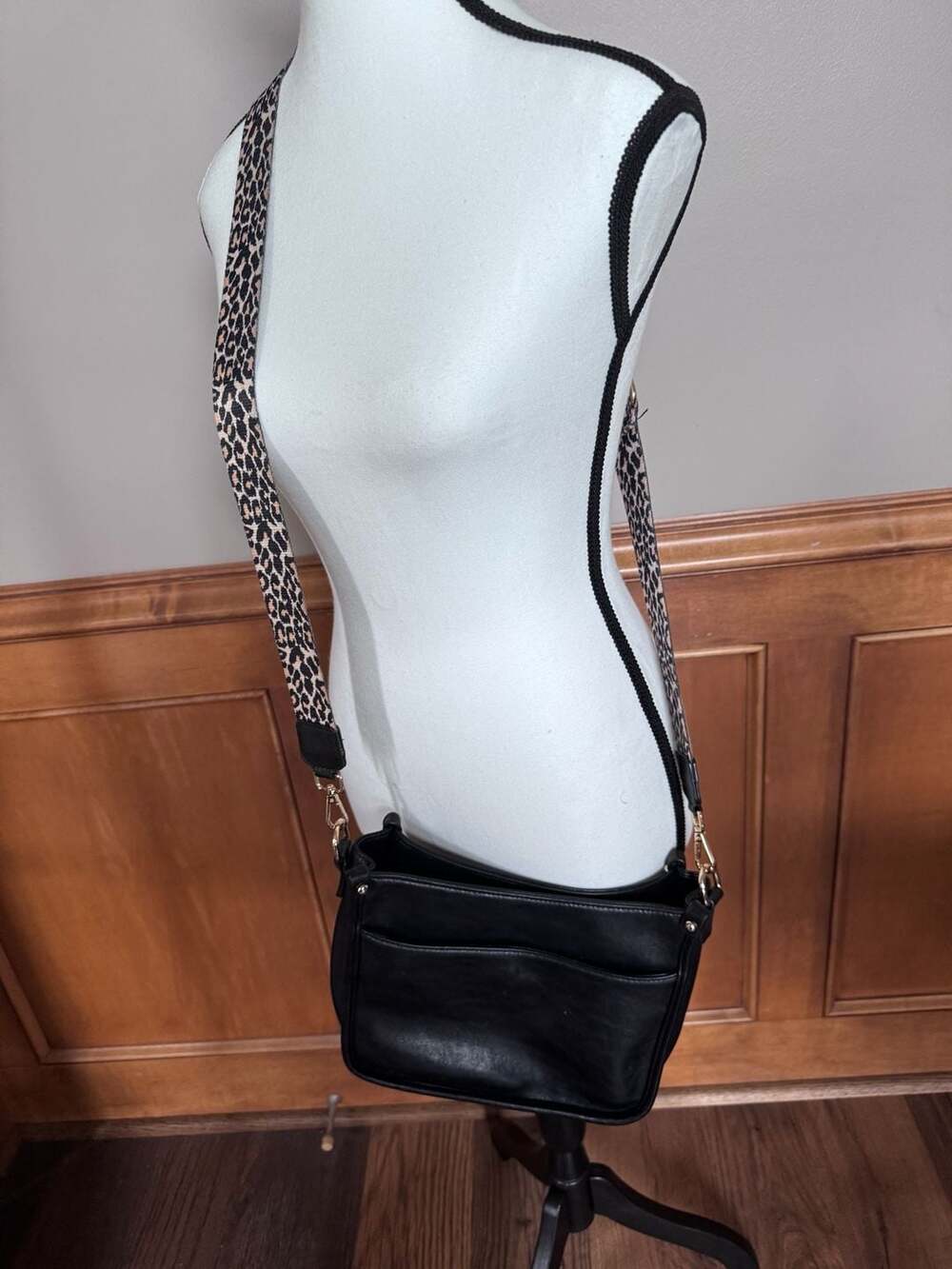KOGTLA Black Faux Leather Crossbody Bag With Leopard Guitar Strap